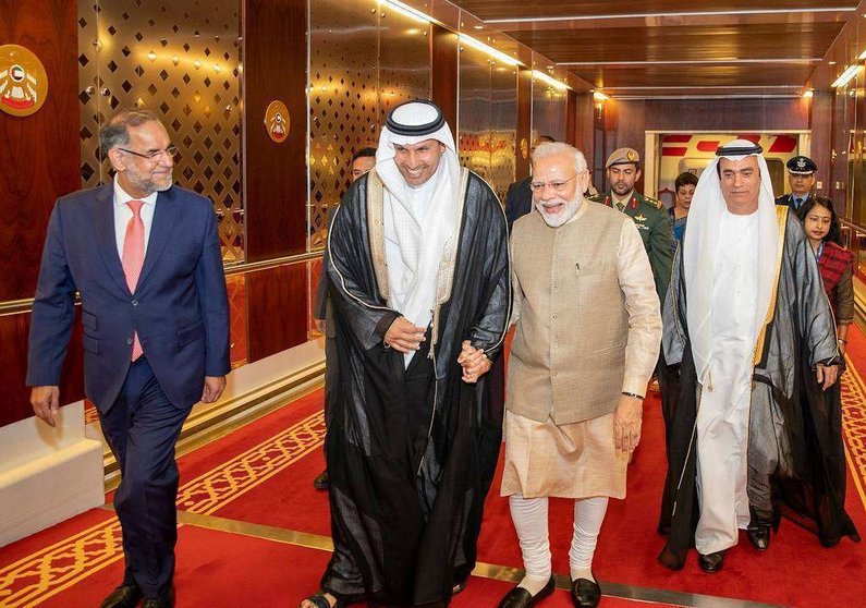 Narendra Modi, a su llegada anoche al Aeropuerto Presidencial de Abu Dhabi. (WAM)