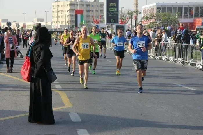 Desarrollo de la Media Maratón en la Corniche de Ras Al Khaimah. (EL CORREO)