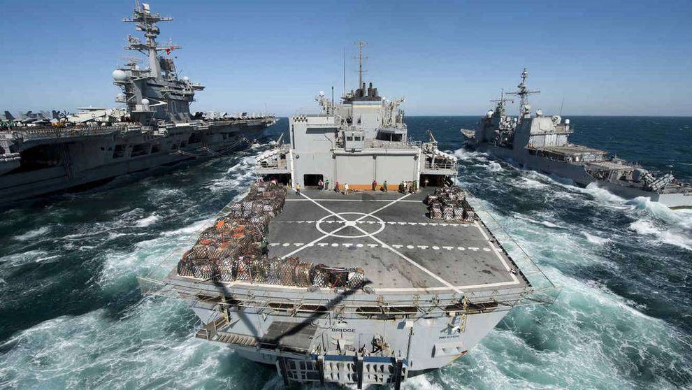 Flota estadounidense en el Golfo Arábigo.