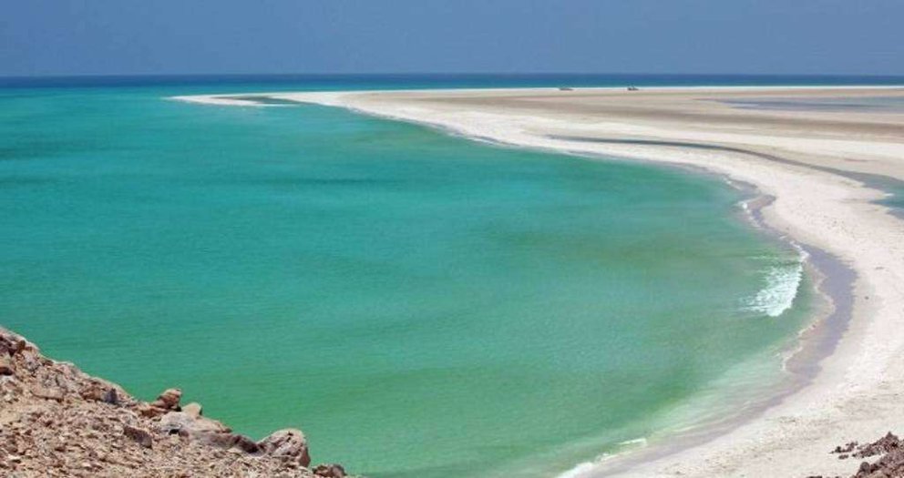 La costa de la isla de Socotra en Yemen.