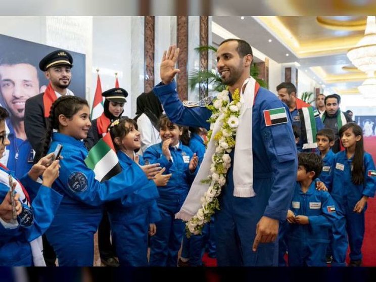 Hazza Al Mansoori, a su regreso a Abu Dhabi. (WAM)