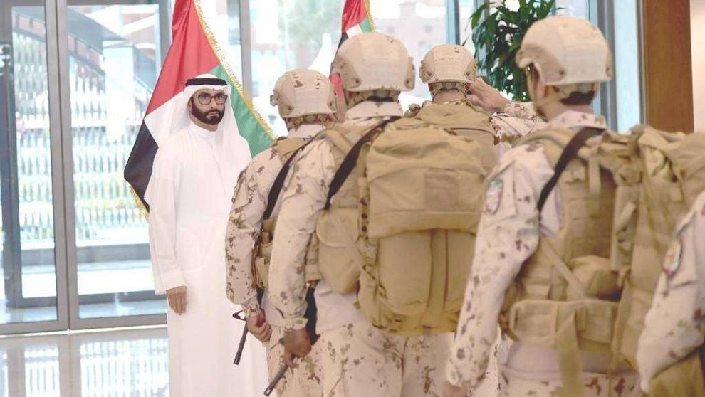 Los miembros de las Fuerzas Armadas de EAU regresan desde Yemen después de liberar a Adén. (WAM)