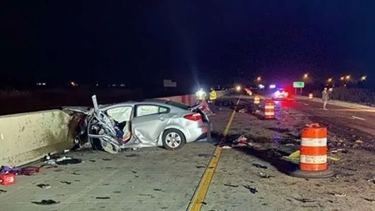 Una imagen del coche accidentado de la Policía de Indiana.