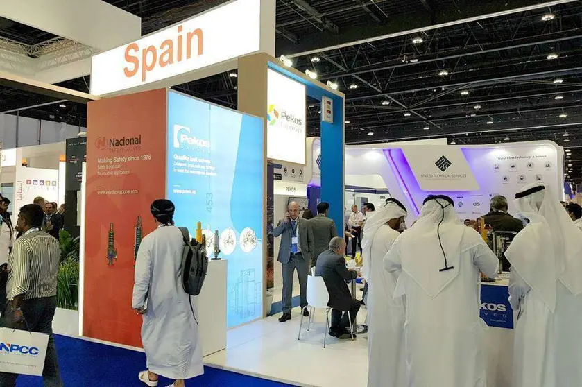 Las empresas españolas ocupan un destacado espacio en ADIPEC 2019. (EL CORREO)