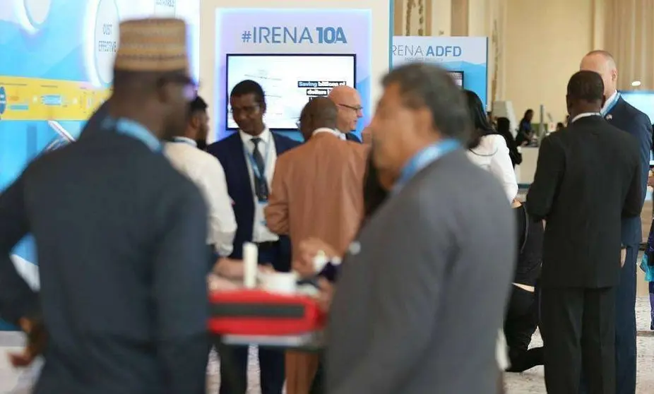 Delegados en los prolegómenos de la X Asamblea de IRENA que se desarrolla en Abu Dhabi. (EL CORREO)