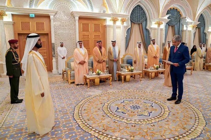 Jaime Amín, embajador de Colombia, en el momento de presentar cartas credenciales ante el jeque Mohammed bin Rashid Al Maktoum, vicepresidente y primer ministro de EAU así como y gobernante de Dubai. (WAM)