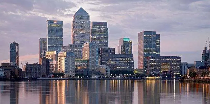 El barrio londinense Canary Wharf. (Fuente externa)