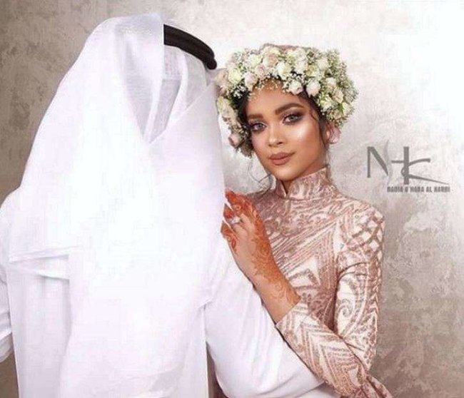 Una imagen de la pareja emiratí en su boda polémica.