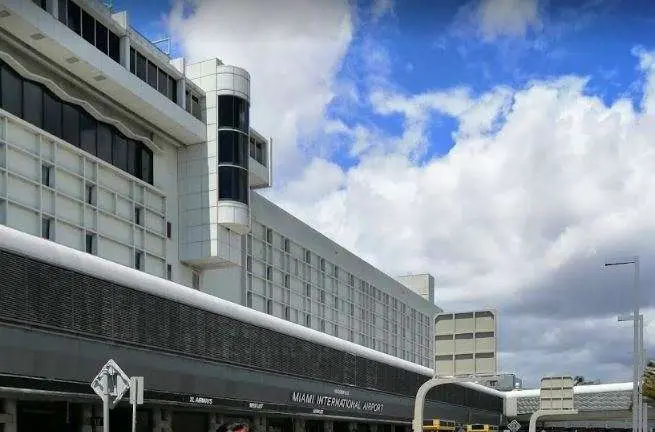 Una imagen del Aeropuerto Internacional de Miami. (EL CORREO)