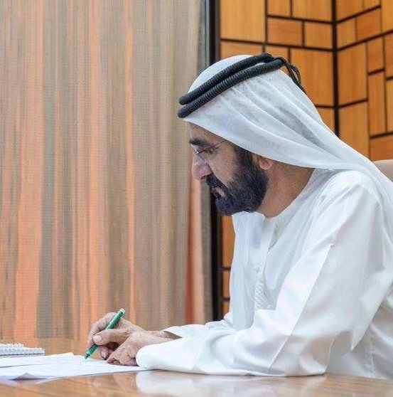 En la imagen de Dubai Media Office, el jeque Mohammed bin Rashid.