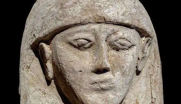 En la imagen de EFE, la momia encontrada en Egipto.