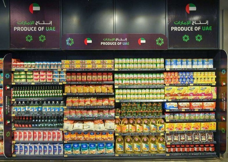 Productos alimenticios de EAU en un supermercado. (WAM)