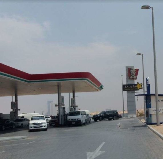 Una gasolinera en Emiratos Árabes. (EL CORREO)