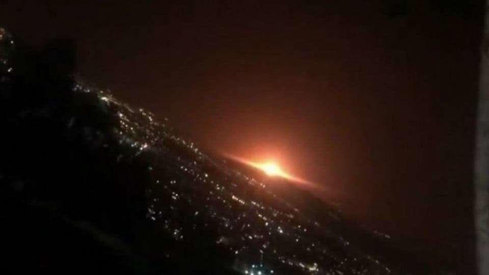 Una imagen de las redes sociales de la explosión en Teherán.