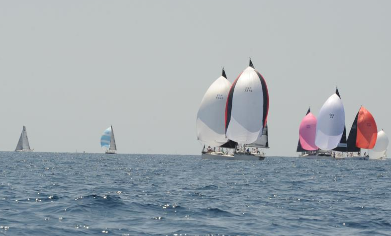 Una regata de vela.