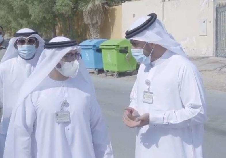 Autoridades de Sharjah que realizaron la inspección. (Instagram)