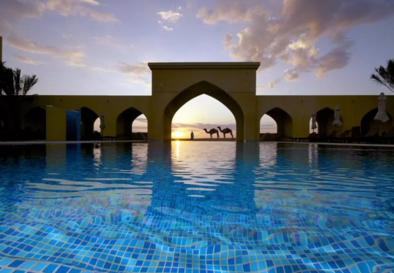 Una imagen de un hotel en el desierto de Liwa. (Fuente externa)