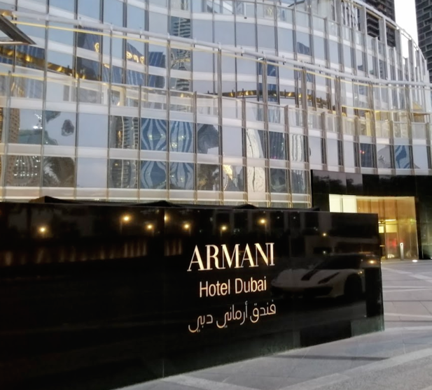Una imagen del Hotel Armani situado en el Burj Khalifa de Dubai. (EL CORREO)