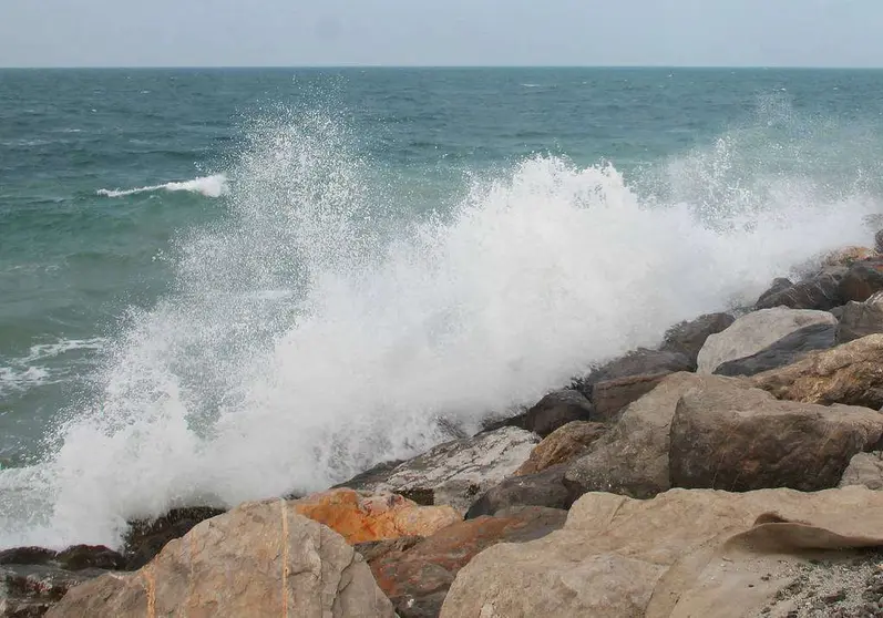 Mares agitados en el Golfo Arábigo. (EL CORREO)