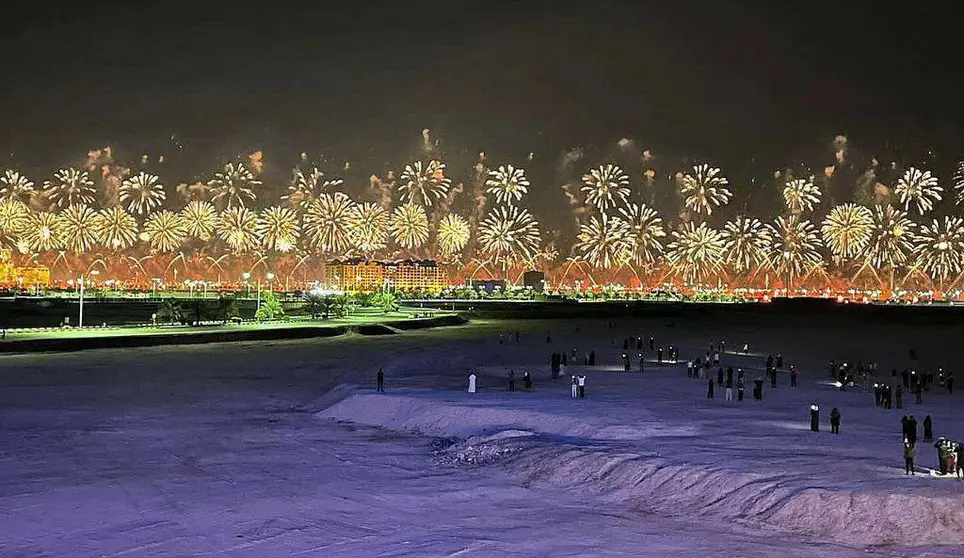 Los impresionantes fuegos artificiales lanzados en Marjan Island en Ras Al Khaimah en 2021 han ofrecido un espectacular skyline de cuatro kilómetros. (EL CORREO)