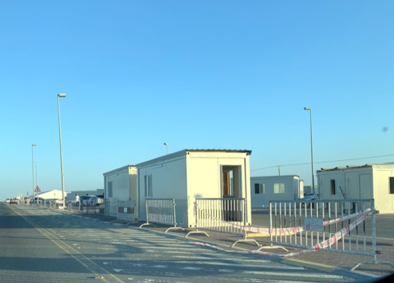 Instalaciones para pruebas DPI en la frontera entre Dubai y Abu Dhabi. (EL CORREO)