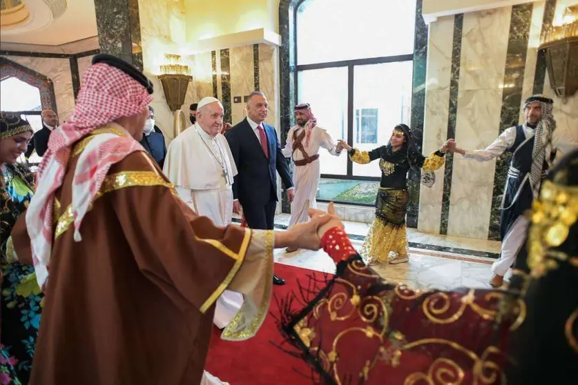 Recibimiento al Papa en el aeropuerto de Bagdad. (@EWTNVaticano)