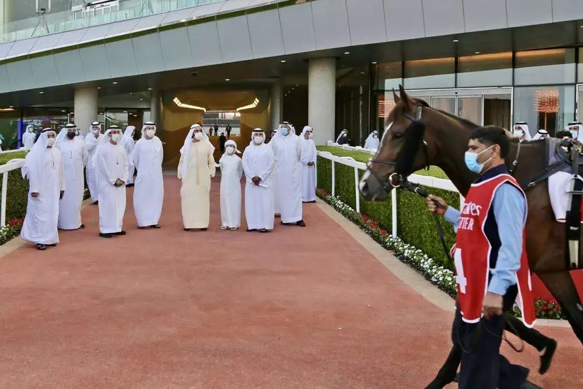 Foto de archivo del jeque Mohammed bin Rashid Al Maktoum en el hipódromo de Meydan. (WAM)