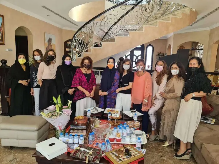 Asistentes al desayuno por el Día de la Mujer. (Cedida)