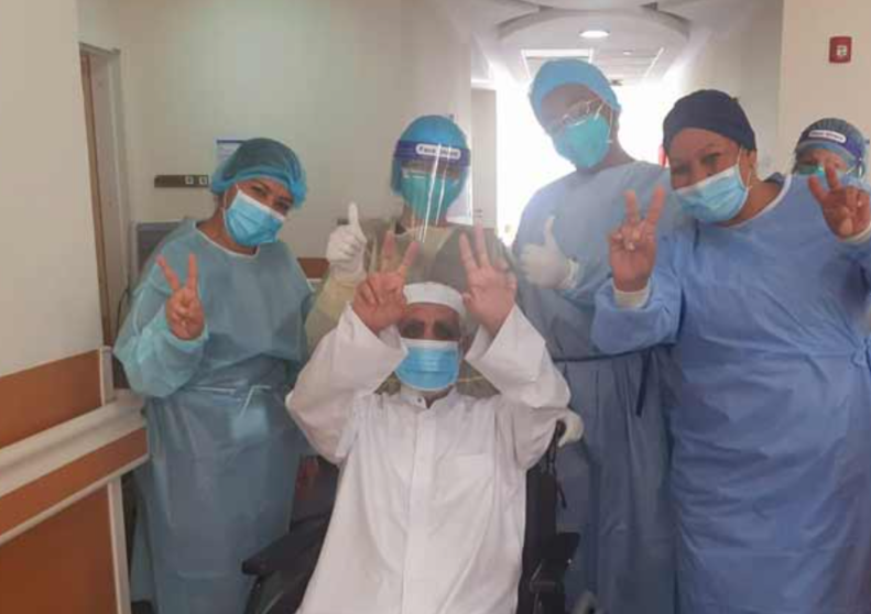 Personal sanitario cubano en Qatar luchando contra Covid-19. (Prensa Latina)