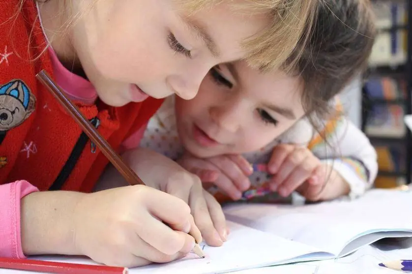 Niños y niñas disfrutarán de una gran mañana el 24 de abril en el Seville's con motivo del Día del Libro. (pxhere.com)