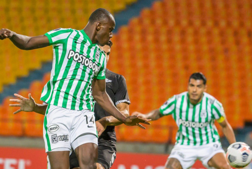 Un momento de un partido del Atlético Nacional. (Twitter)