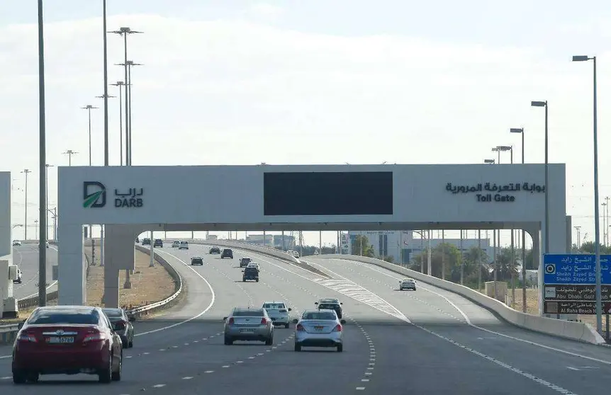 Un arco de peaje en Abu Dhabi. (WAM)