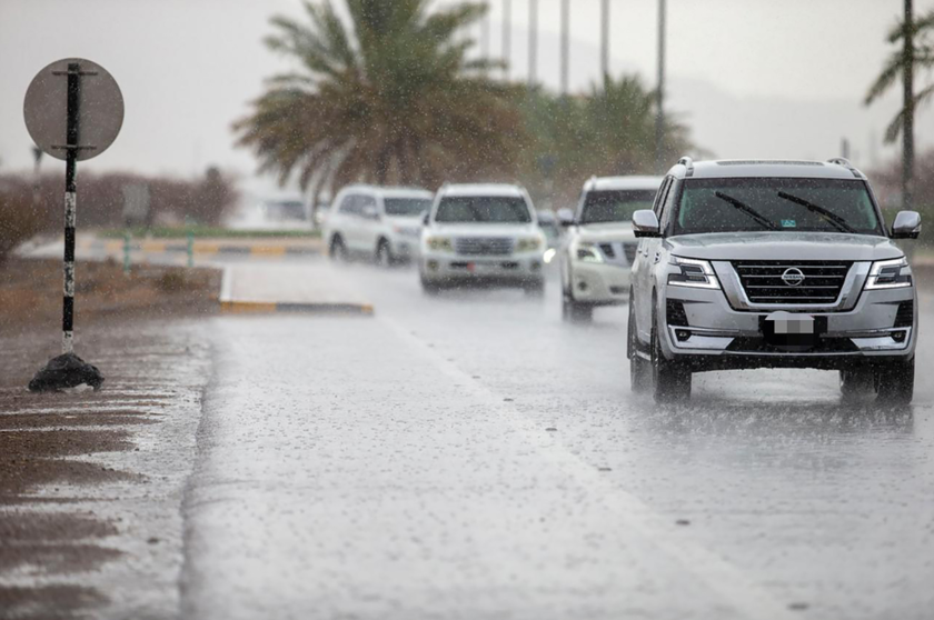 La lluvia a caído con intensidad en los últimos días en numerosos puntos de Emiratos Árabes. (WAM)