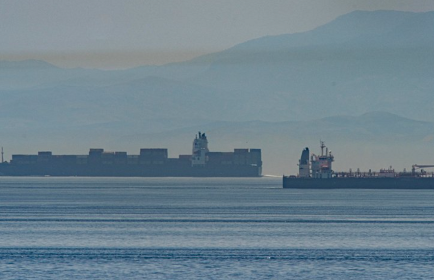 Petroleros en el Golfo Arábigo. (Fuente externa)