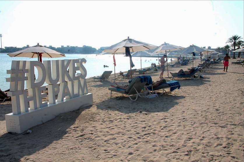 Perspectiva de la playa privada del hotel Dukes The Palm, perteneciente al grupo español Barceló. (EL CORREO)