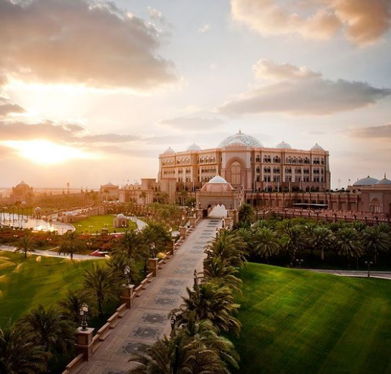 Una perspectiva del Emirates Palace de Abu Dhabi. (Instagram)