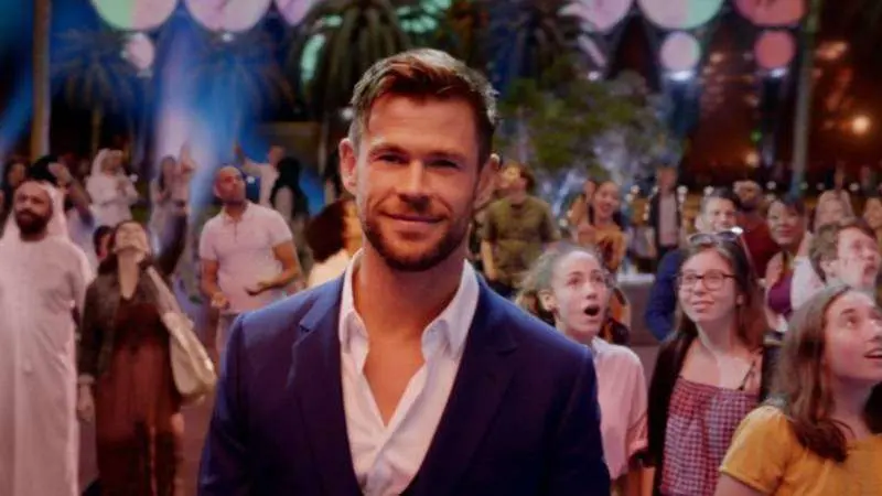 Chris Hemsworth en el nuevo anuncio de Emirates y Expo 2020 Dubai. (Emirates)