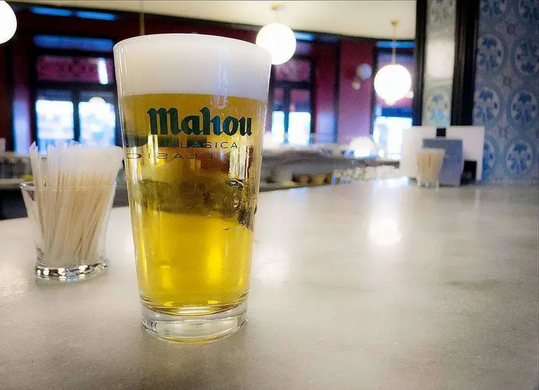 El extraordinario sabor de Mahou lo tienes ahora a tu disposición en Emiratos Árabes. (pxhere.com)