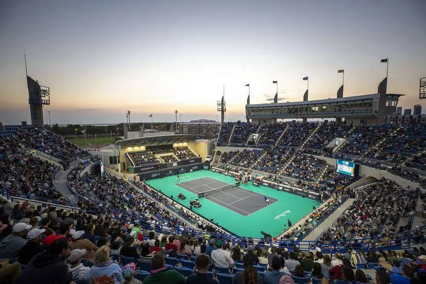 La pista central del Zayed Sports City en Abu Dhabi. (WAM)
