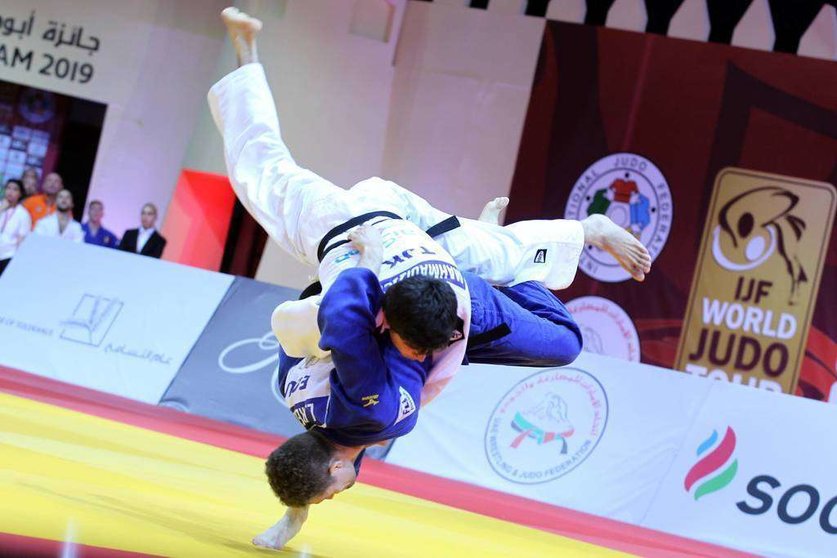 Dos judocas en Abu Dhabi. (WAM)