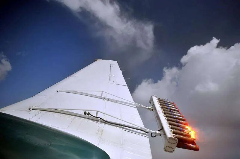 Una imagen de la siembra de nubes en Emiratos Árabes. (Meteorología EAU)