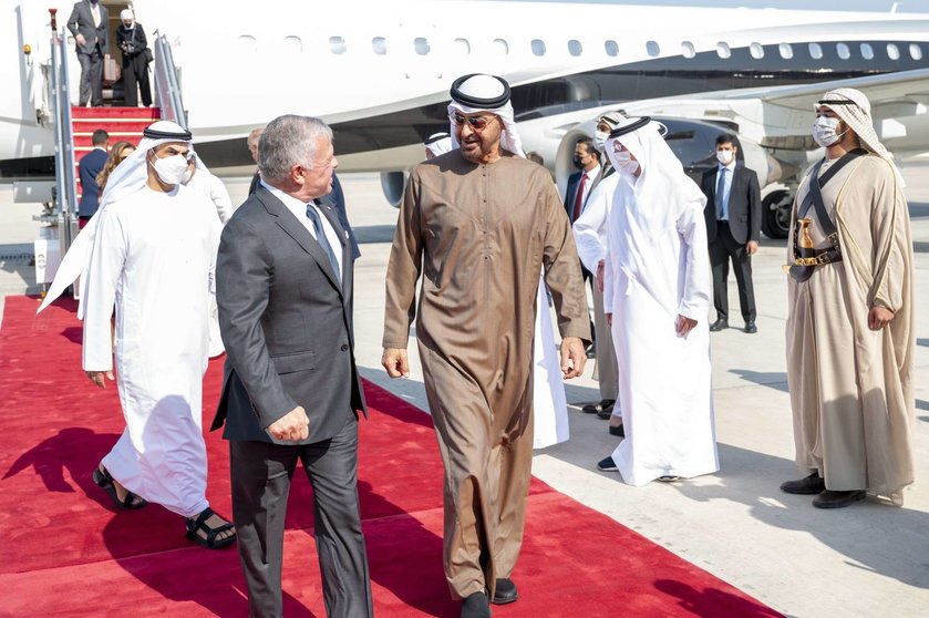 El rey de Jordania en una visita a Abu Dhabi. (Twitter)