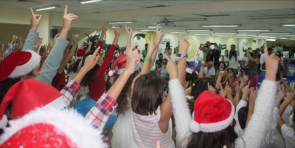 La Función de Navidad de El Cole en Dubai fue una explosión de alegría. (EL CORREO)
