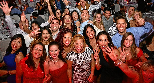 Una fiesta latina en Abu Dhabi. (EL CORREO)