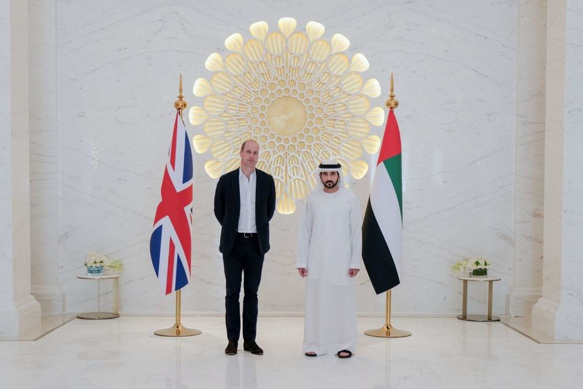 El príncipe Guillermo y el Jeque Hamdan en el Pabellón de EAU en Expo Dubai. (WAM)