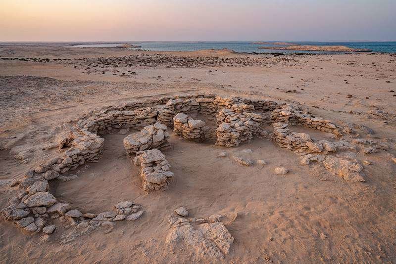Los primeros edificios conocidos en los Emiratos, con más de 8.500 años de antigüedad, han sido desenterrados por arqueólogos del Departamento de Cultura y Turismo de Abu Dabi. (DCT Abu Dhabi)