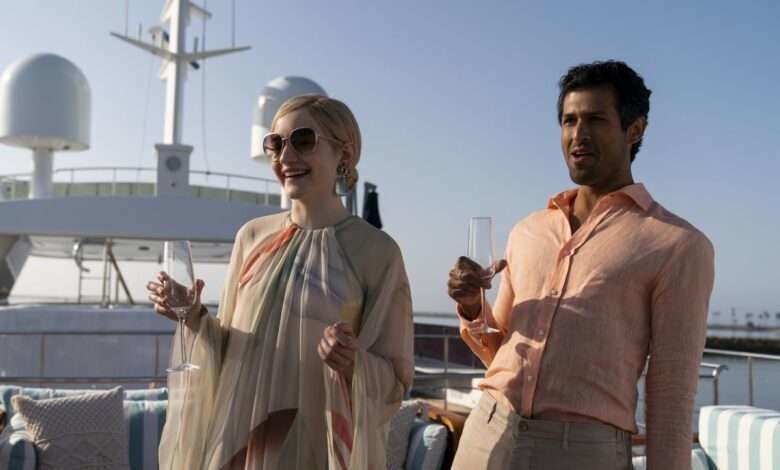 Una imagen de la serie 'Inventando a Anna' en la que aparece con su novio de Dubai. (Netflix)