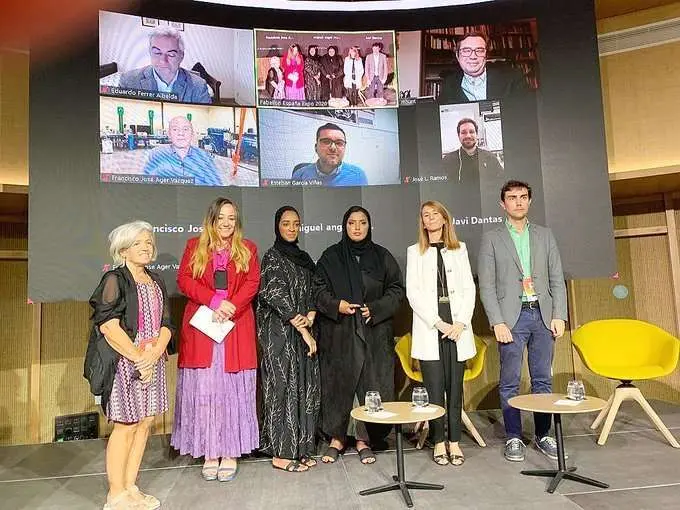 Participantes en la mesa redonda sobre el yacimiento de Saruq Al Hadid. (@ExpoSpain2020)