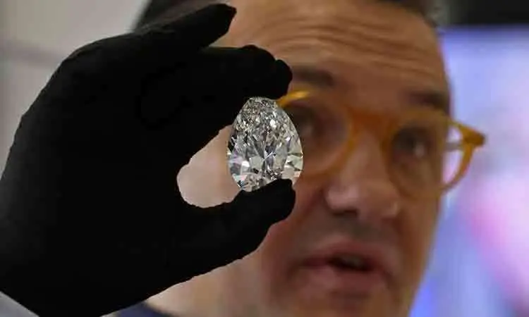 Diamante blanco exhibido en Dubai. (Fuente externa)