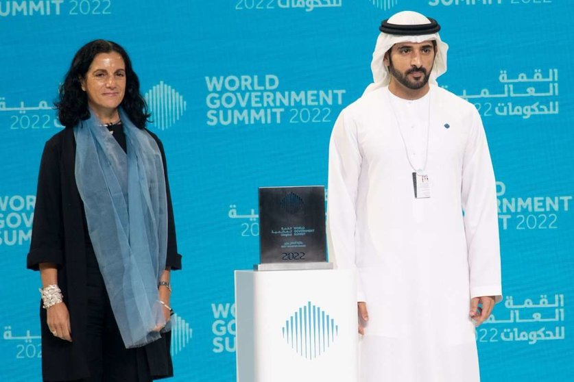 El príncipe heredero de Dubai entregó el premio a la ministra Arbeleche. (Twiiter)